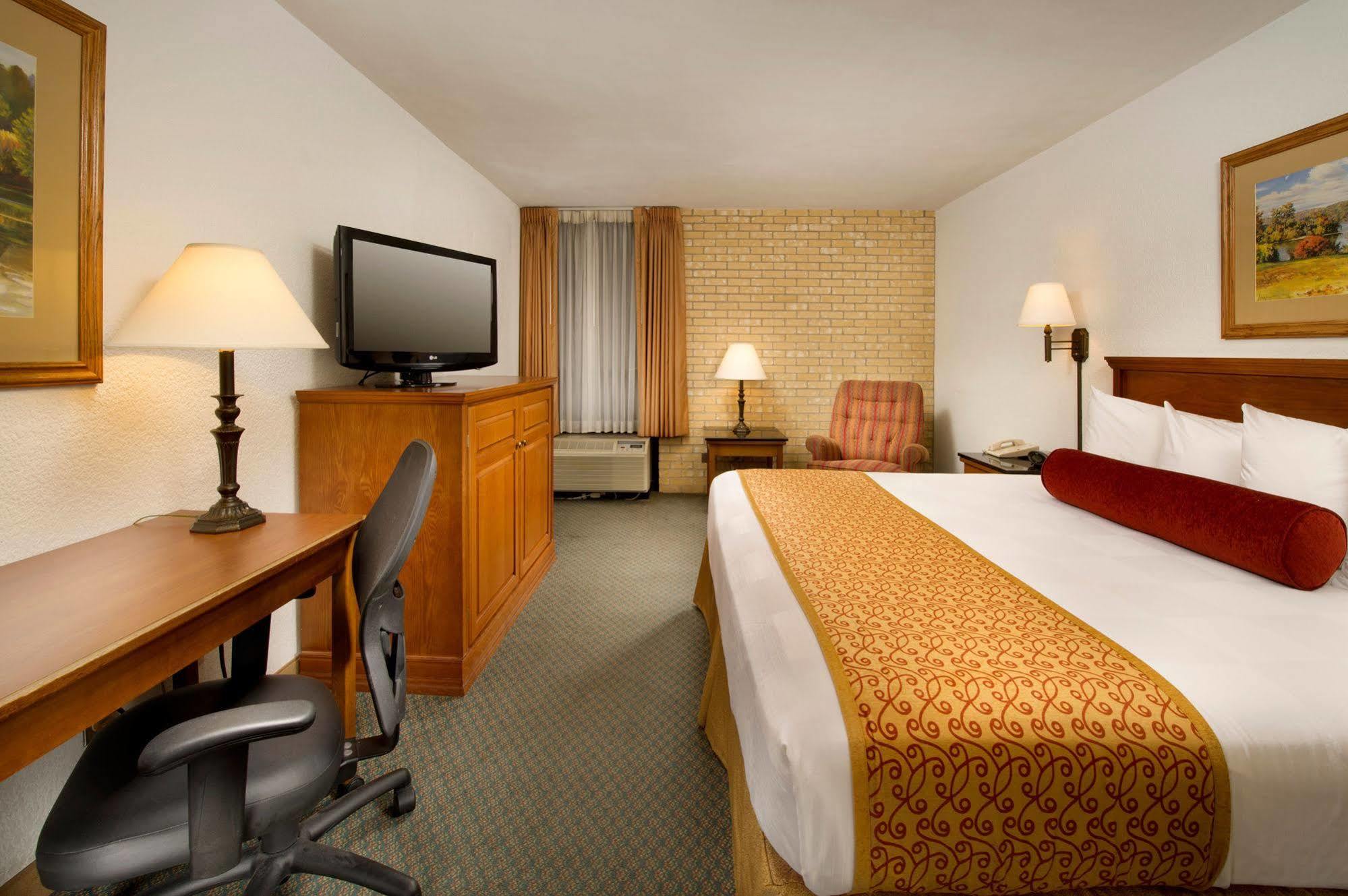 Pear Tree Inn San Antonio Northwest Medical Center Экстерьер фото